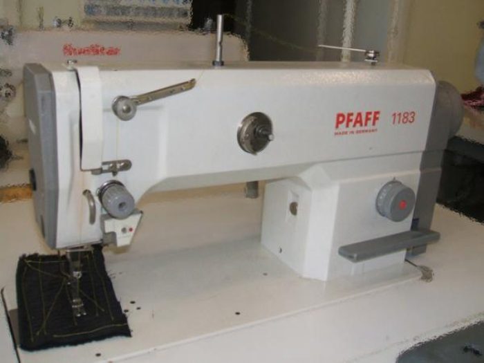 Pfaff 1183 Otomatik Düz Dikiş Makinesi