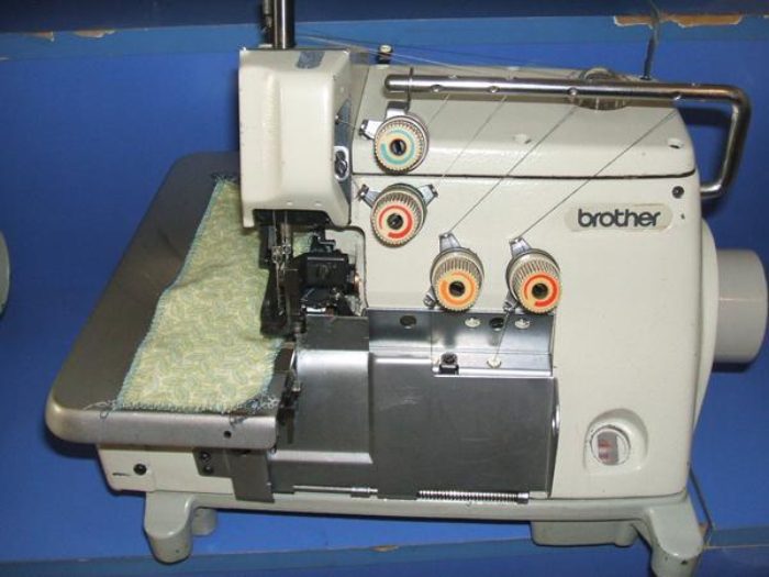 Brother B551 5 iplik Overlok